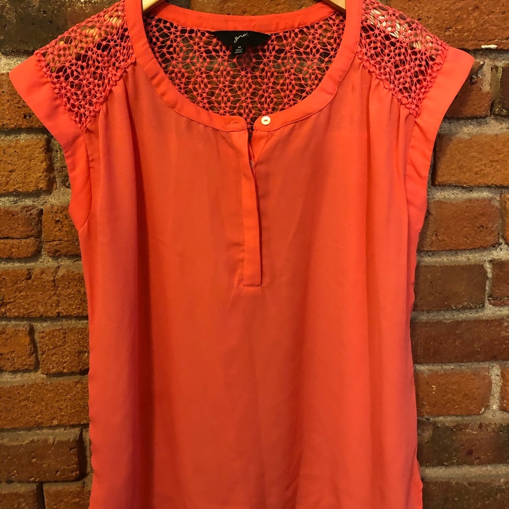 GNW like new hot pink sleeveless blouse